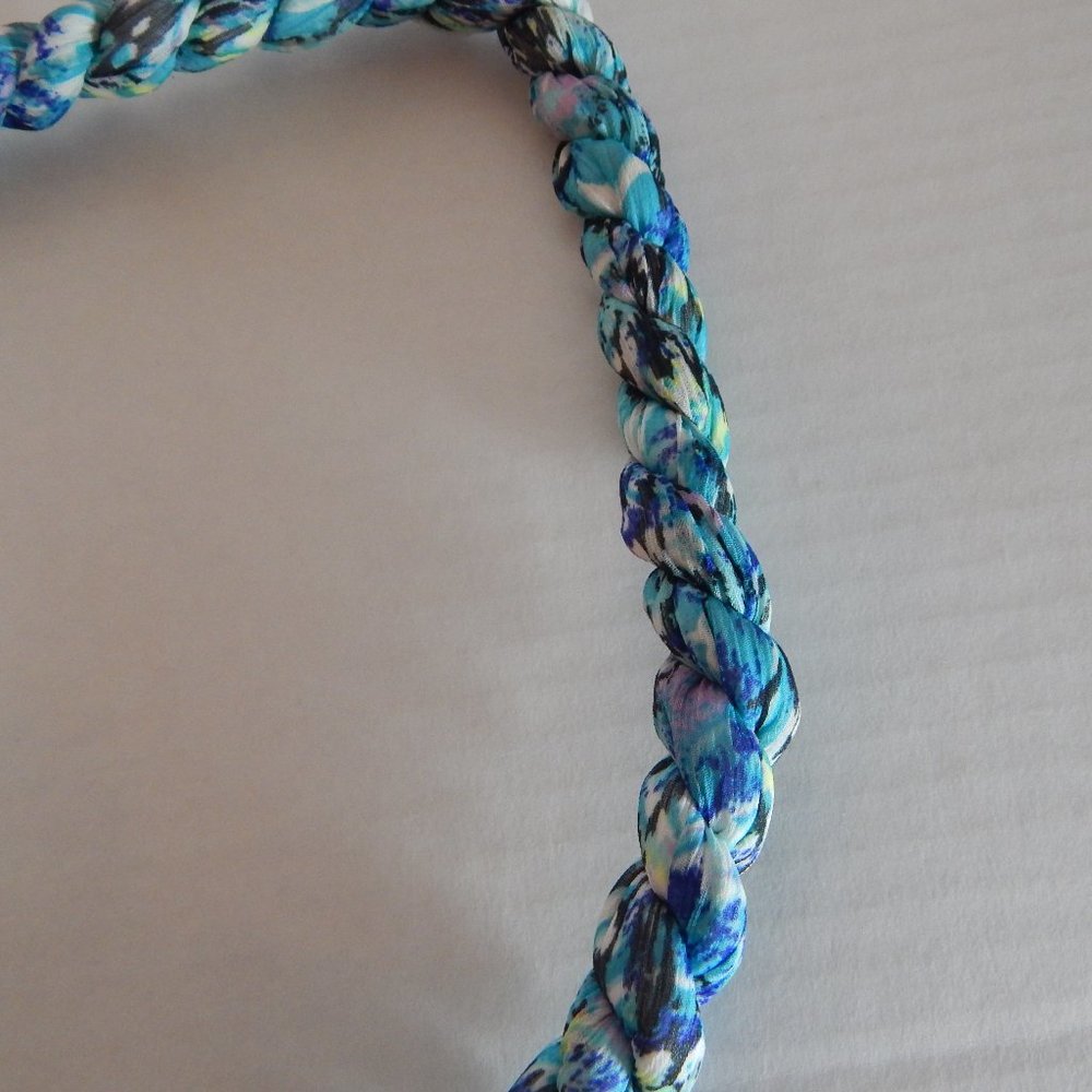 Alley Couture Lovestitch Crochet Beach Bag - Picture 5 of 8